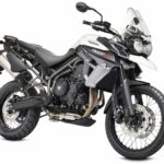 Descubre la potencia y versatilidad de la Tiger 800 XC: la moto perfecta para los aventureros
