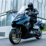 TMAX 560 2022: Una revolución en el mundo de las motos